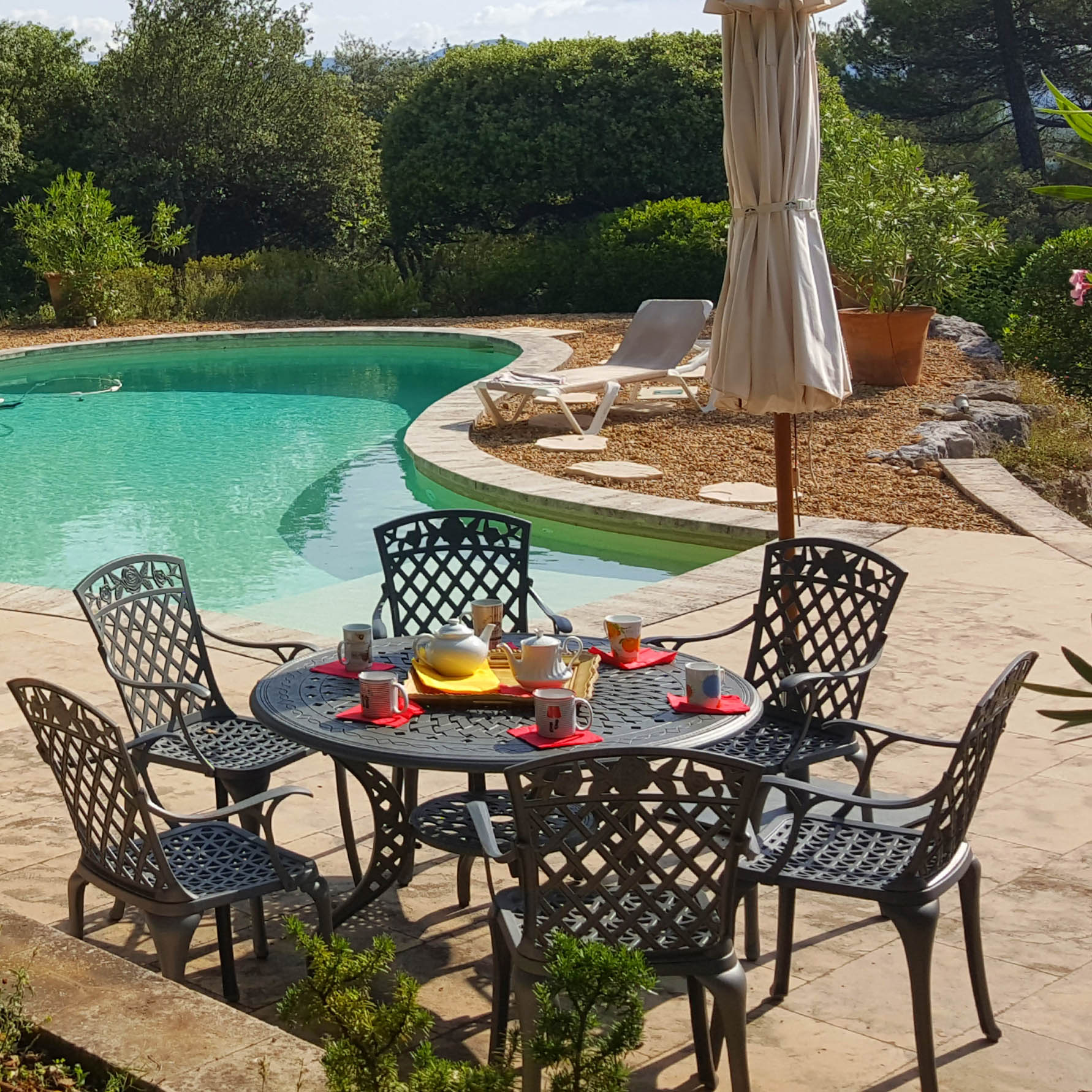 Table Amy (ensemble 6 personnes)