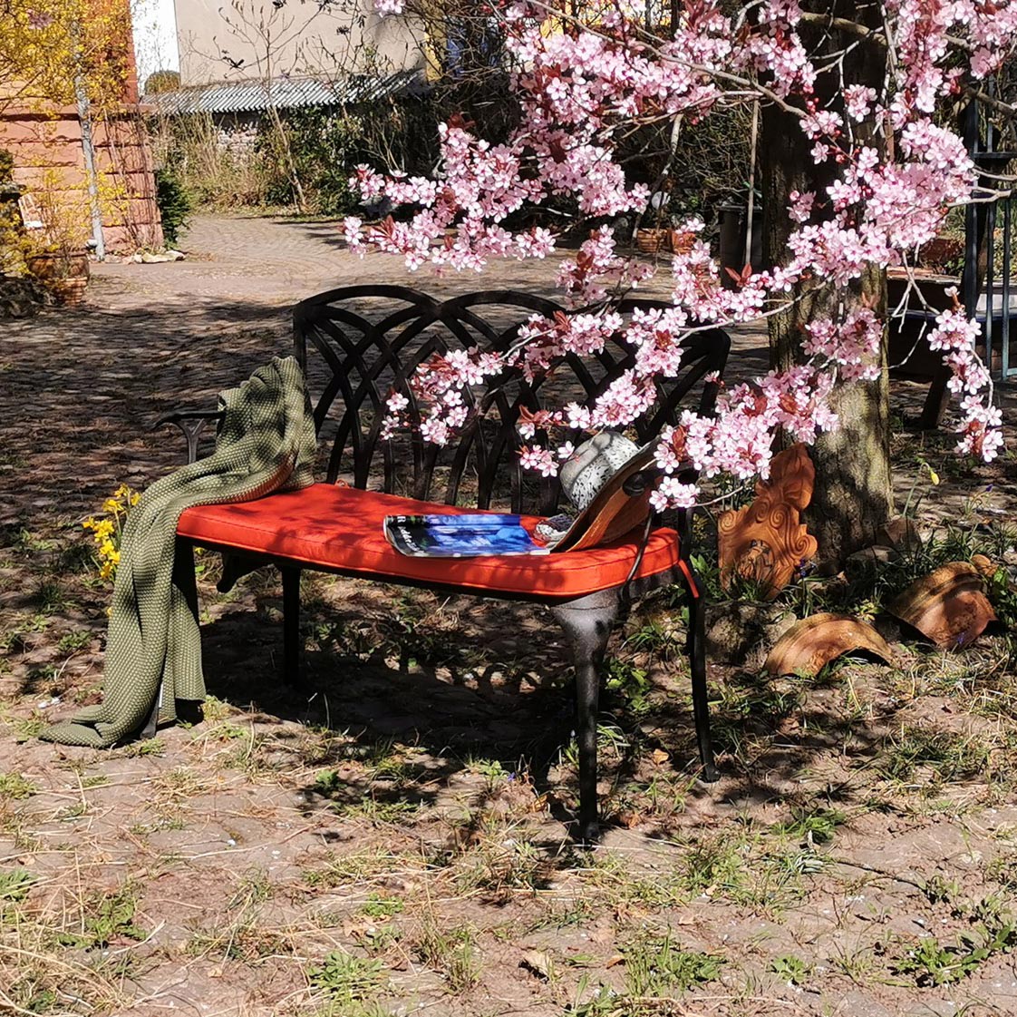 Banc April