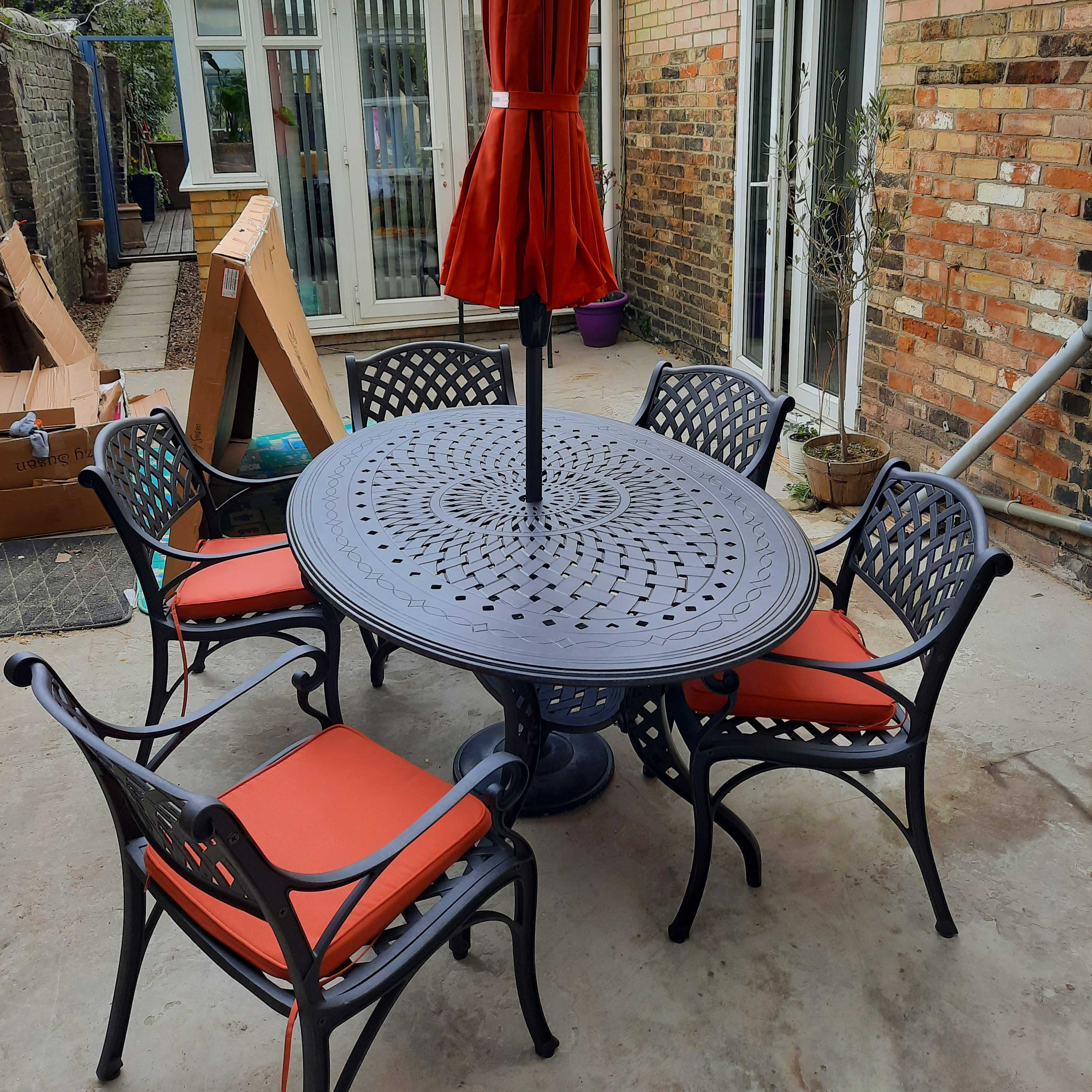 Table Charlotte (ensemble 6 personnes)