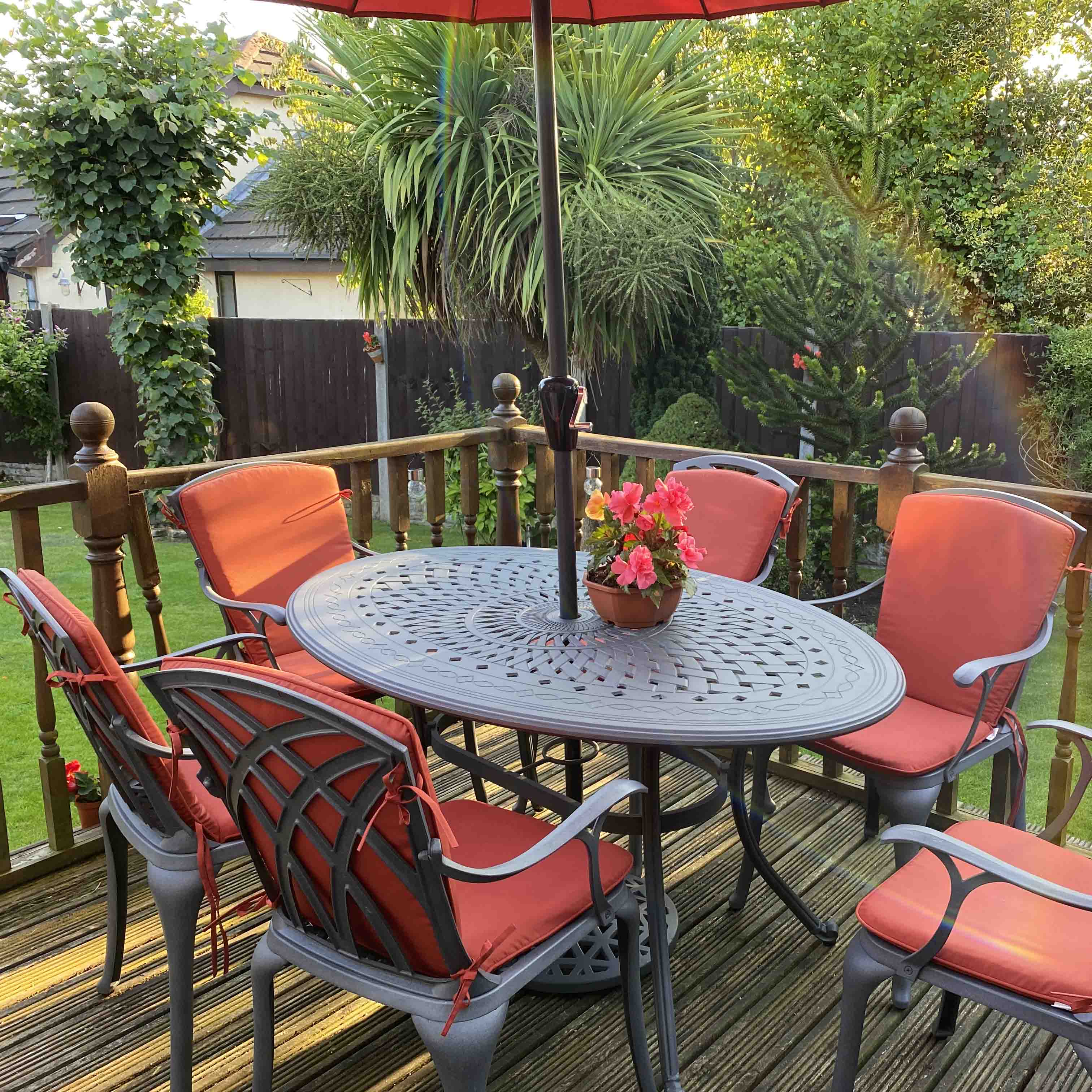 Table Emily (ensemble 6 personnes)