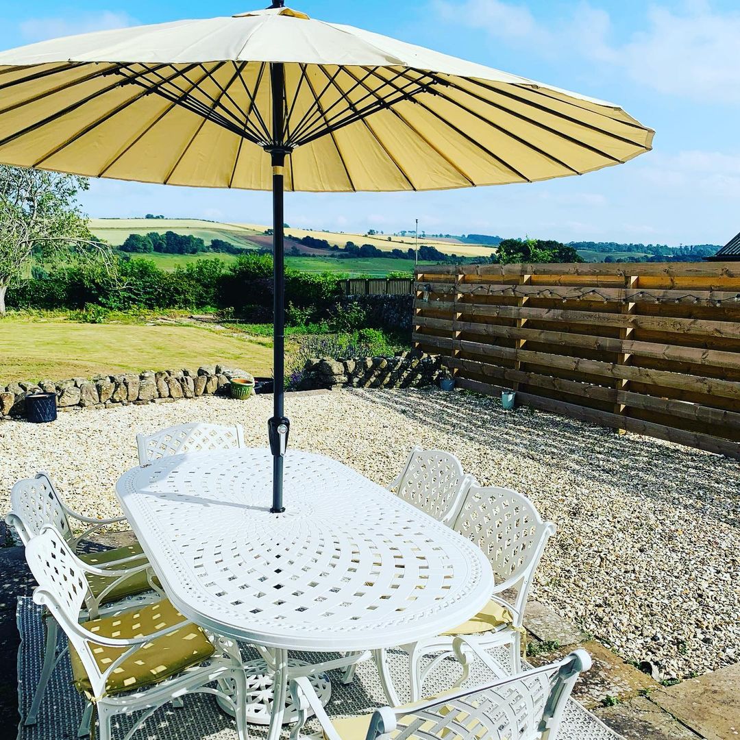 Table June (ensemble 6 personnes)