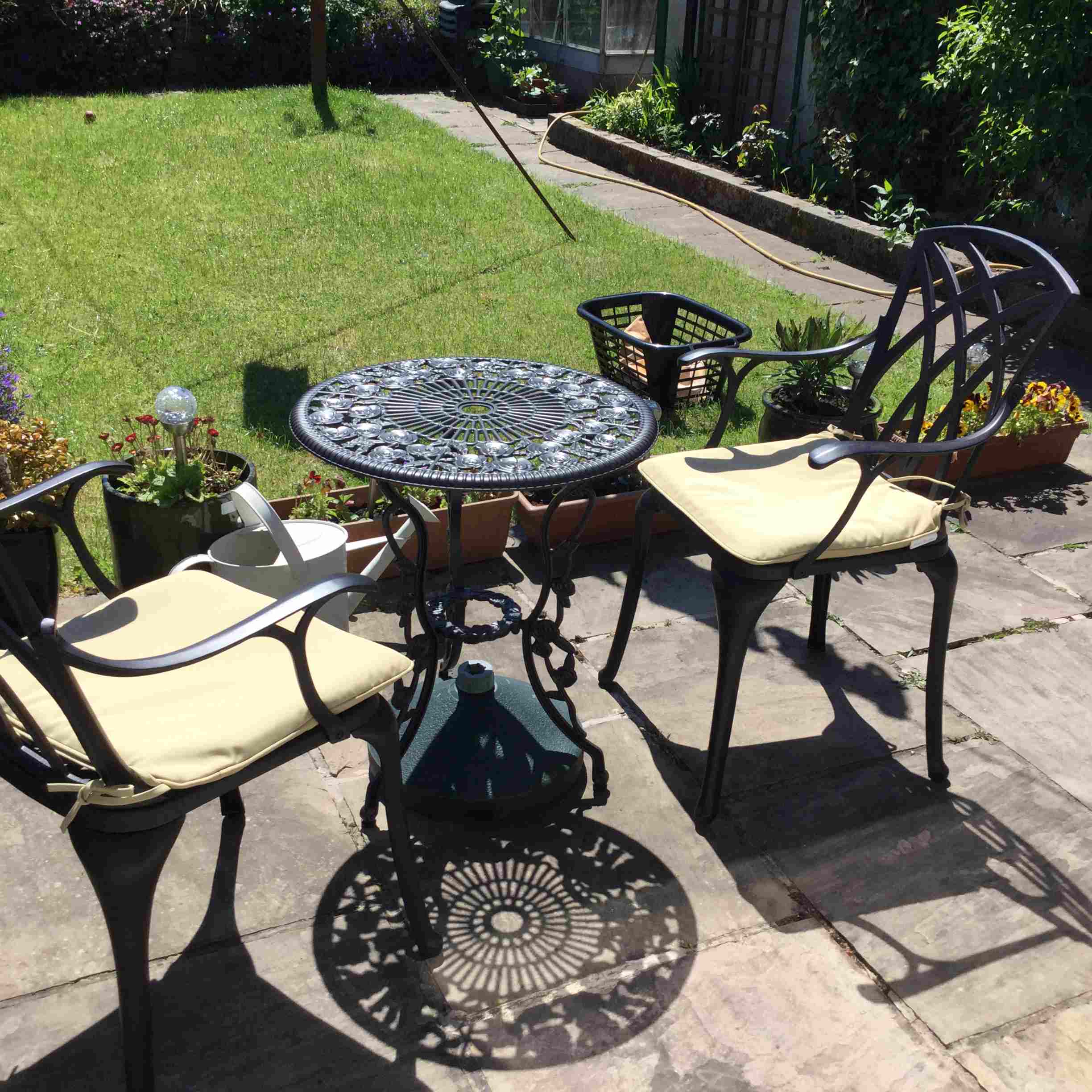 Table bistrot London Rose (ensemble 2 personnes)