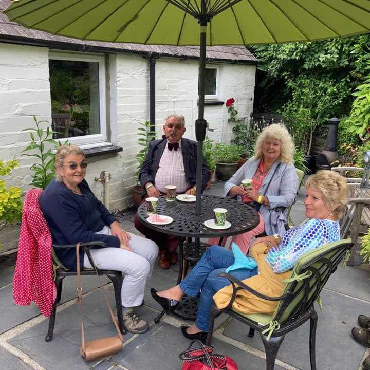 Table Mia (ensemble 4 personnes)
