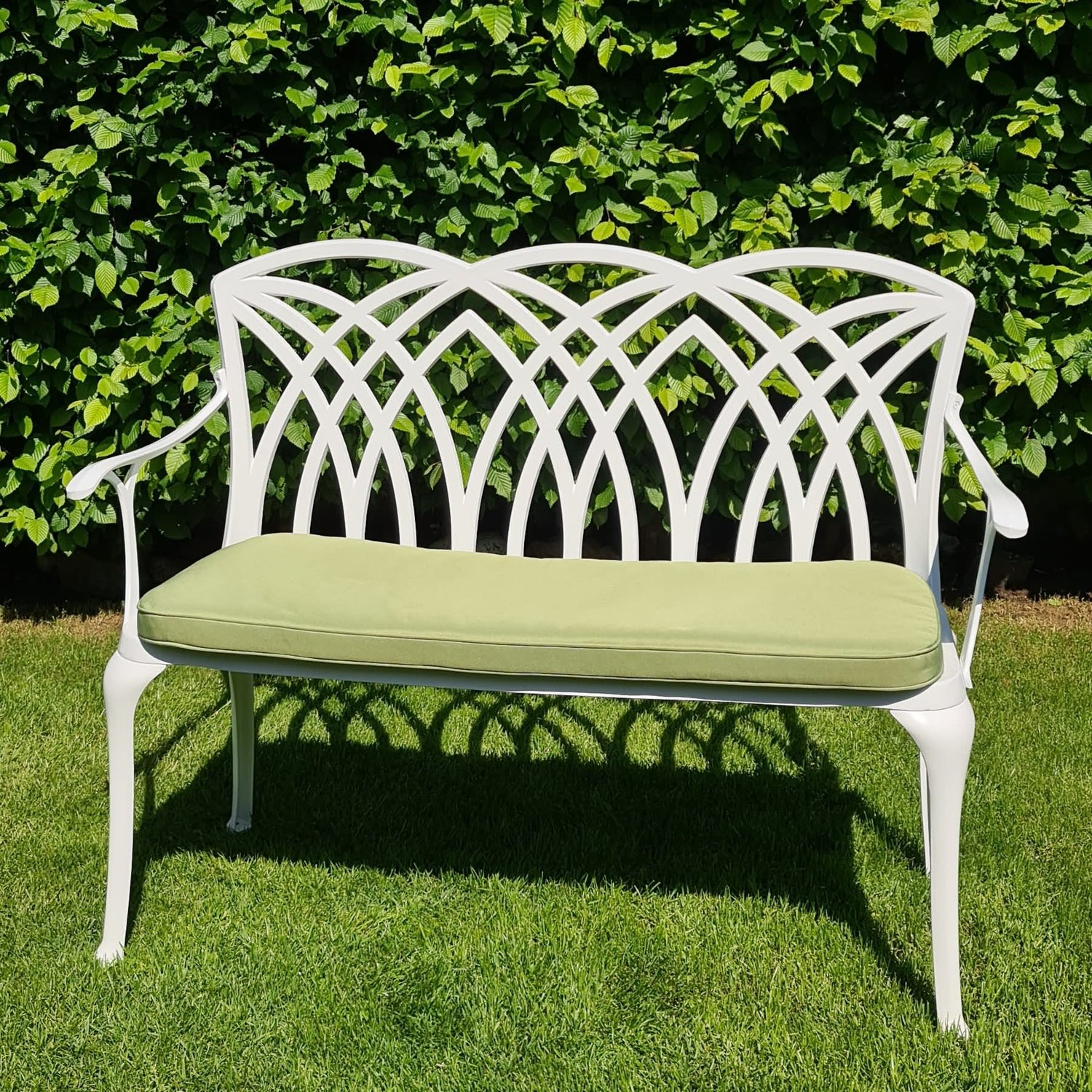 Banc April