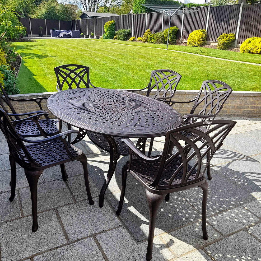 Table Charlotte (ensemble 6 personnes)