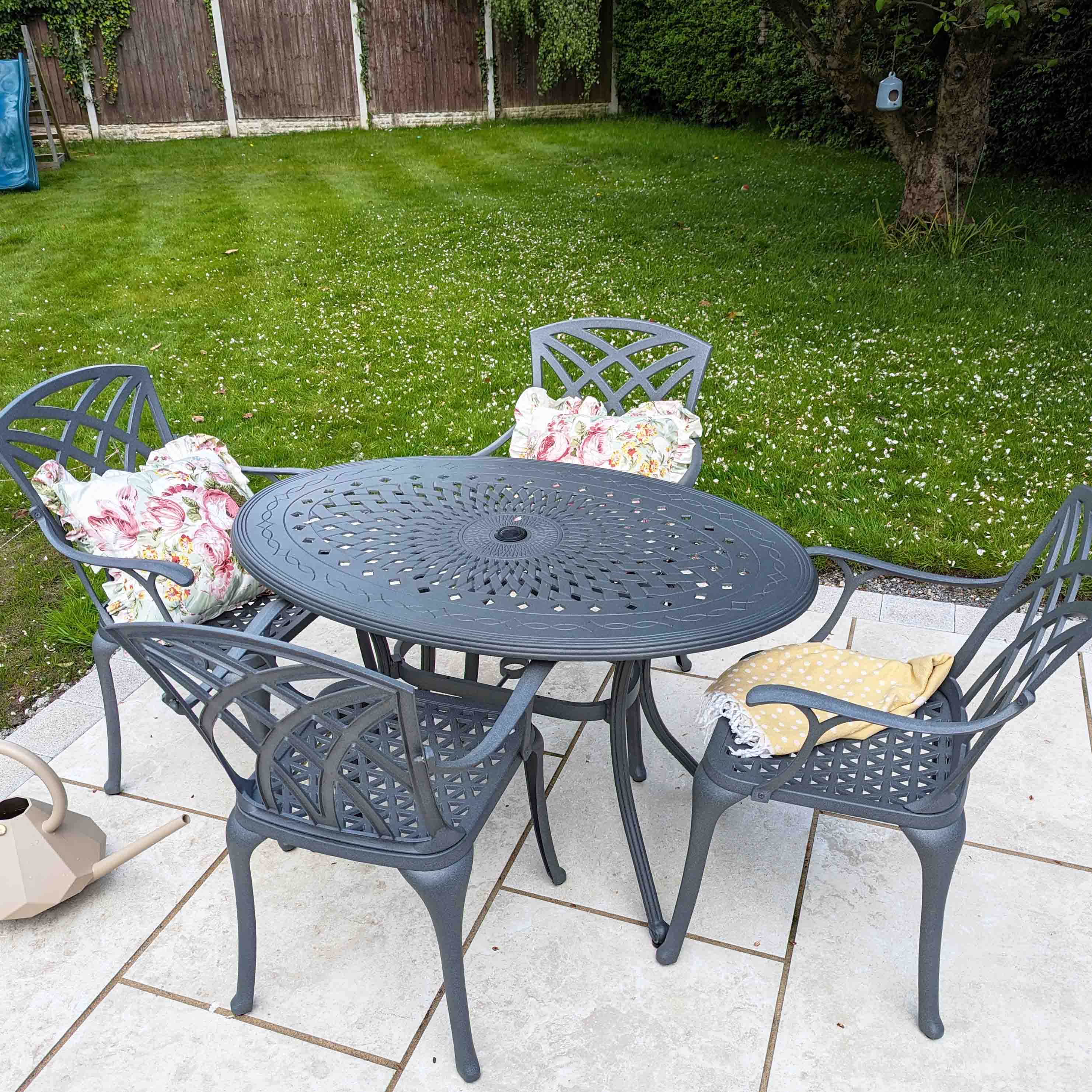 Table Daisie (ensemble 4 personnes)