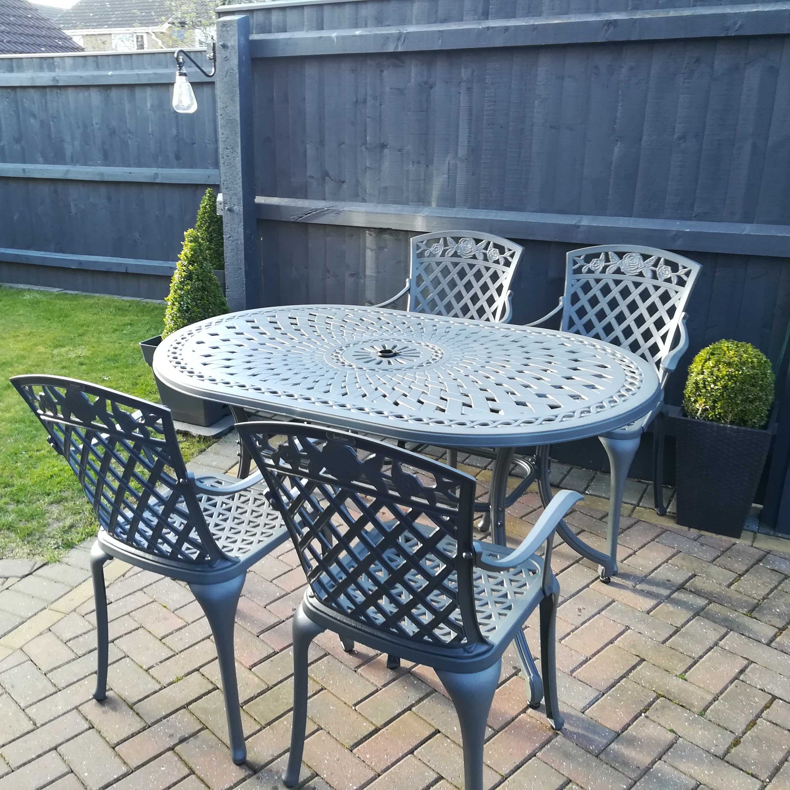 Table June (ensemble 4 personnes)