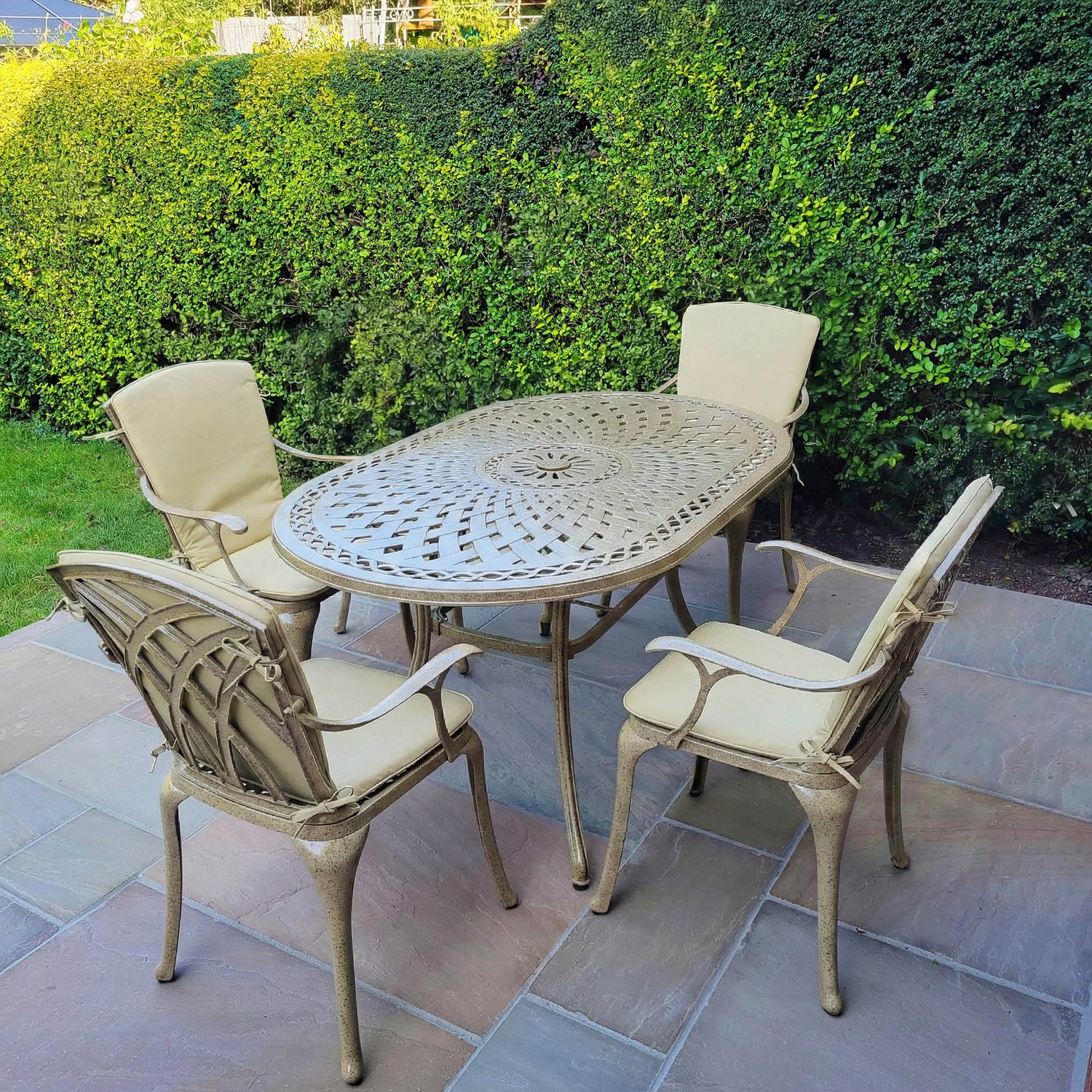 Table June (ensemble 4 personnes)