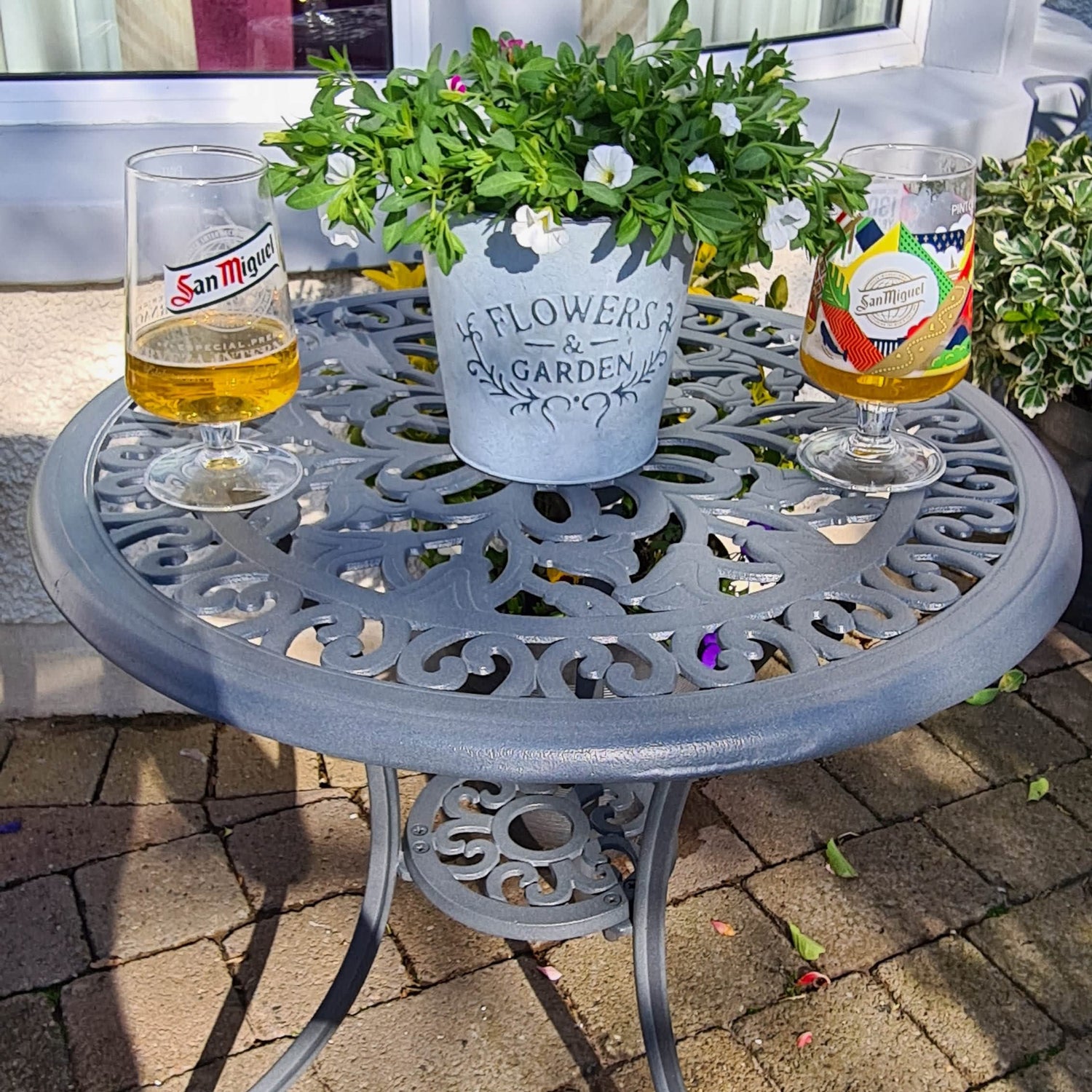 Table bistrot Tulip (ensemble 2 personnes)