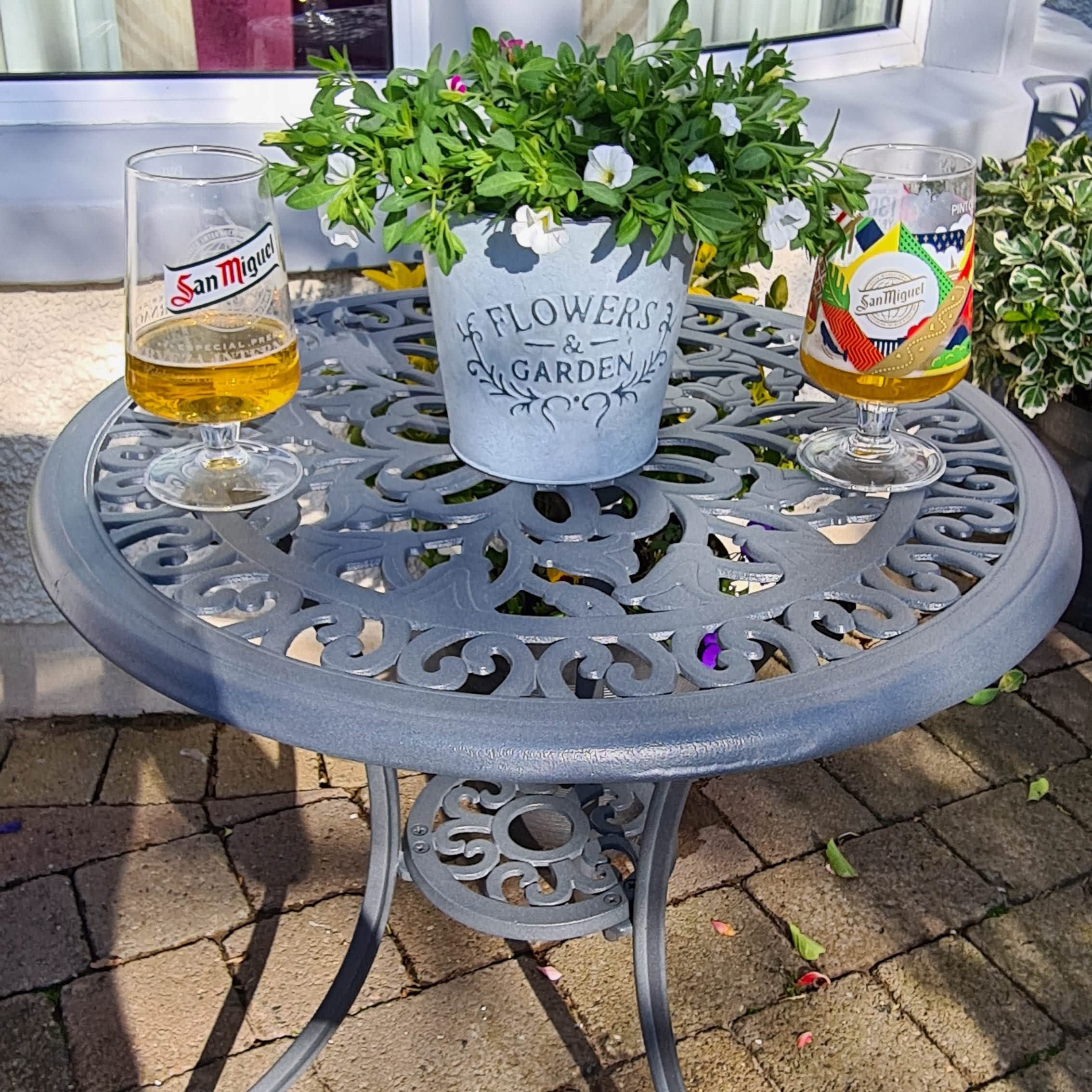 Table bistrot Tulip (ensemble 2 personnes)