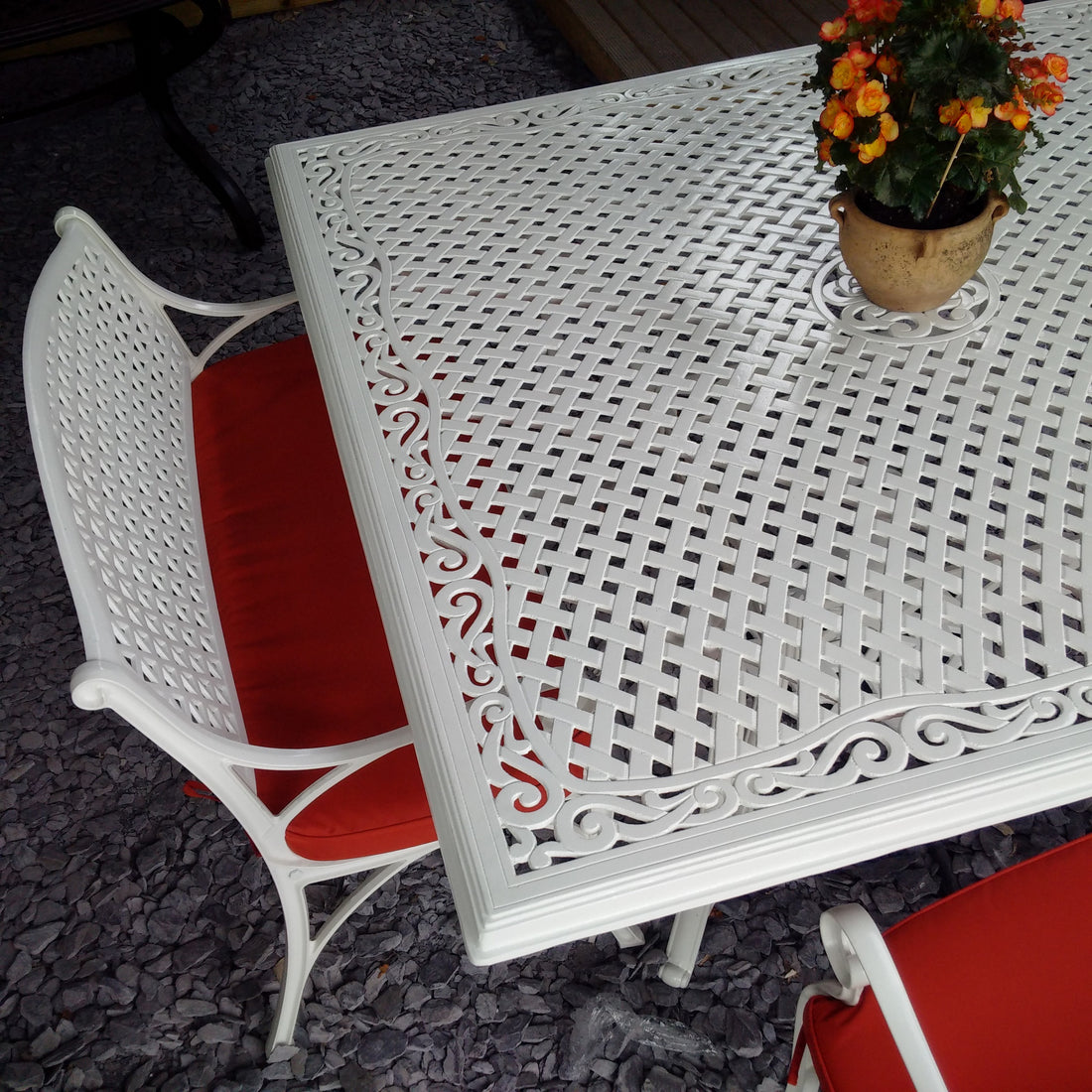 TANYA 162x162cm Table carrée 8 personnes Blanc