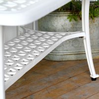 Aperçu: White metal claire garden side table 1