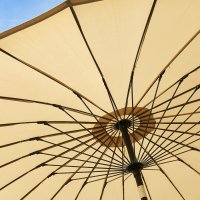 Aperçu: 2.7m stone fiberglass garden parasol 1